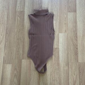 AE Ribbed Sleeveless Turtleneck Bodysuit